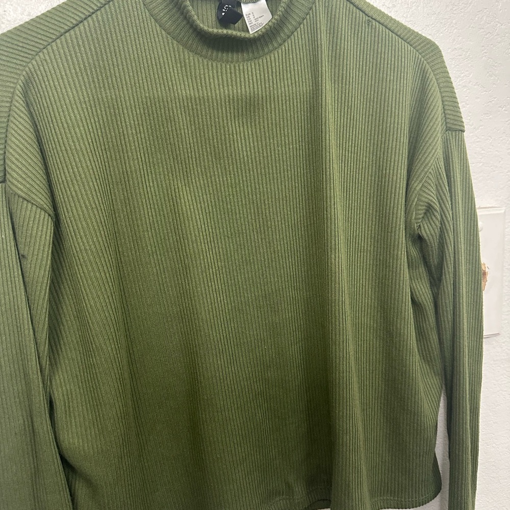 H&M Green Ribbed Knit Top - Picture 5 of 9